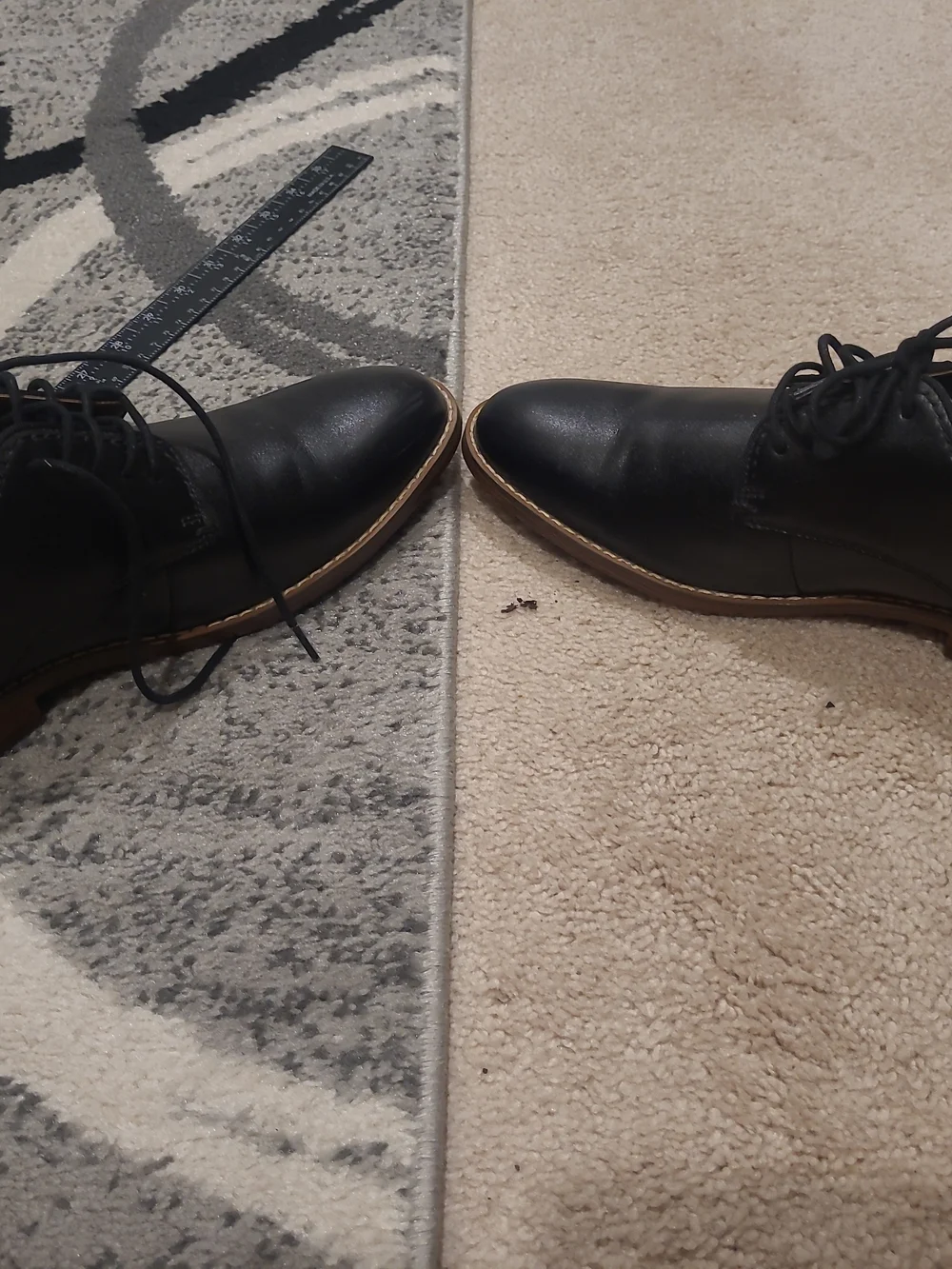 Crown and Ivy Oxford Leather Dress Shoes - Size 10 M